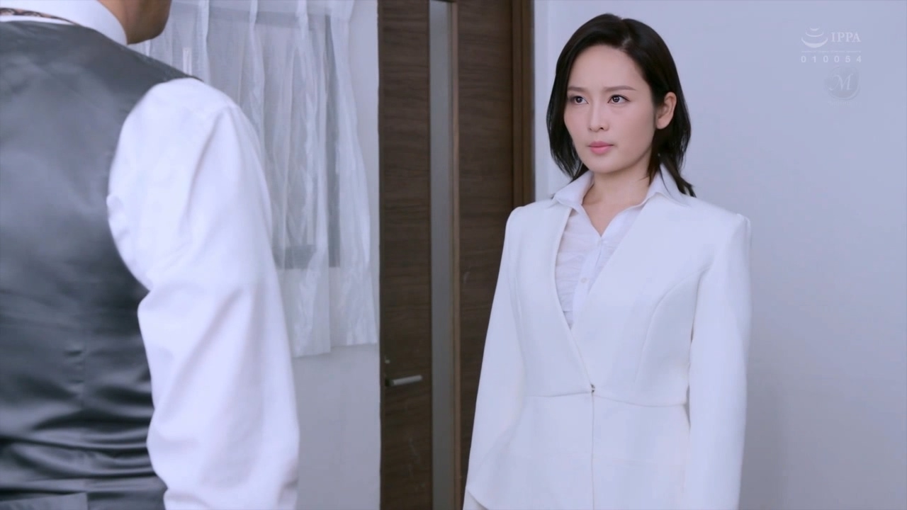 AI换脸李沁|职场女强人-麻豆剧情巴士站mdgirl.icu