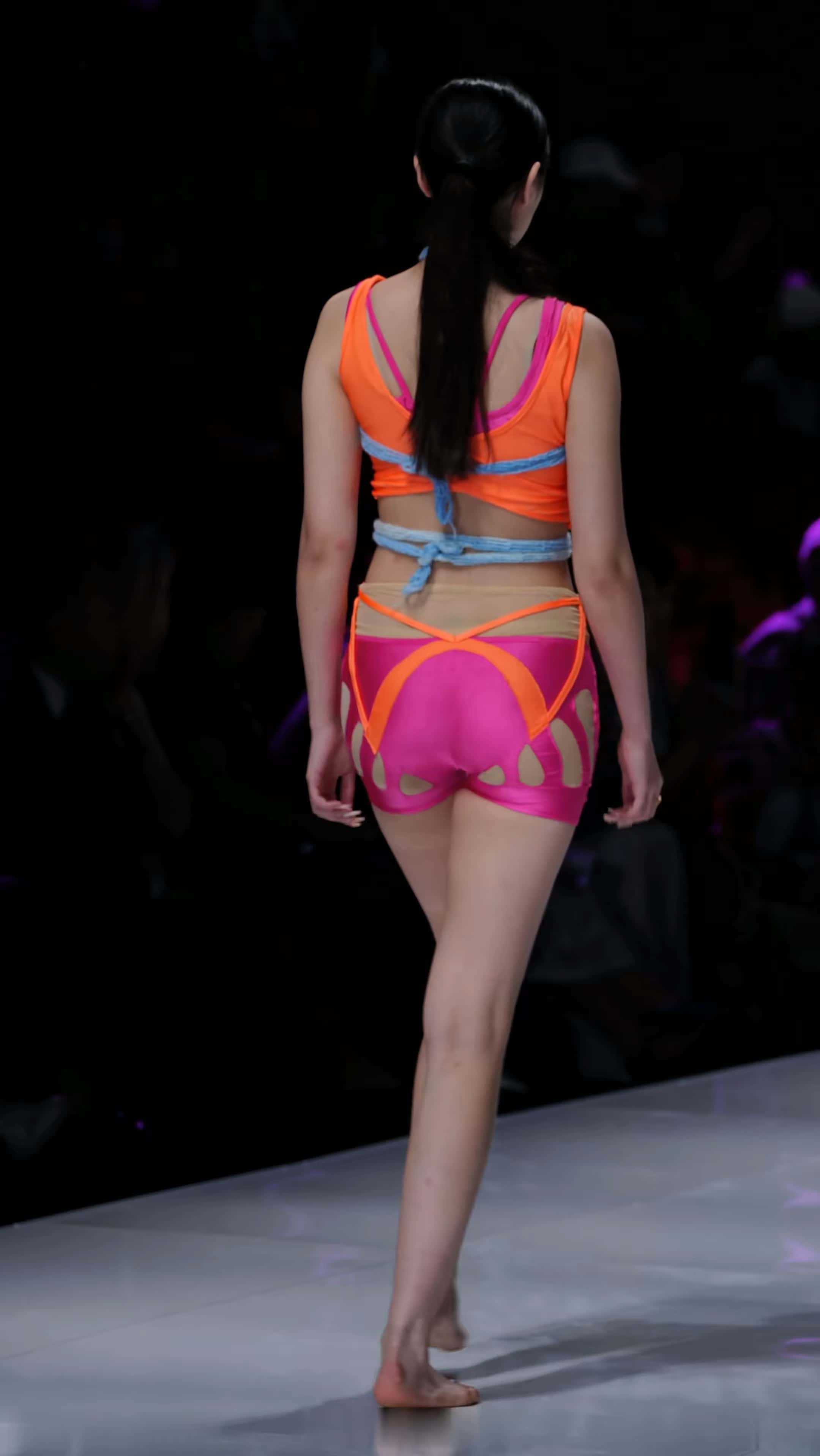 2024 siuf 深圳内衣展内衣设计大赛 [veEpXpQUKK0].mkv_20250821_071955.730-tuya