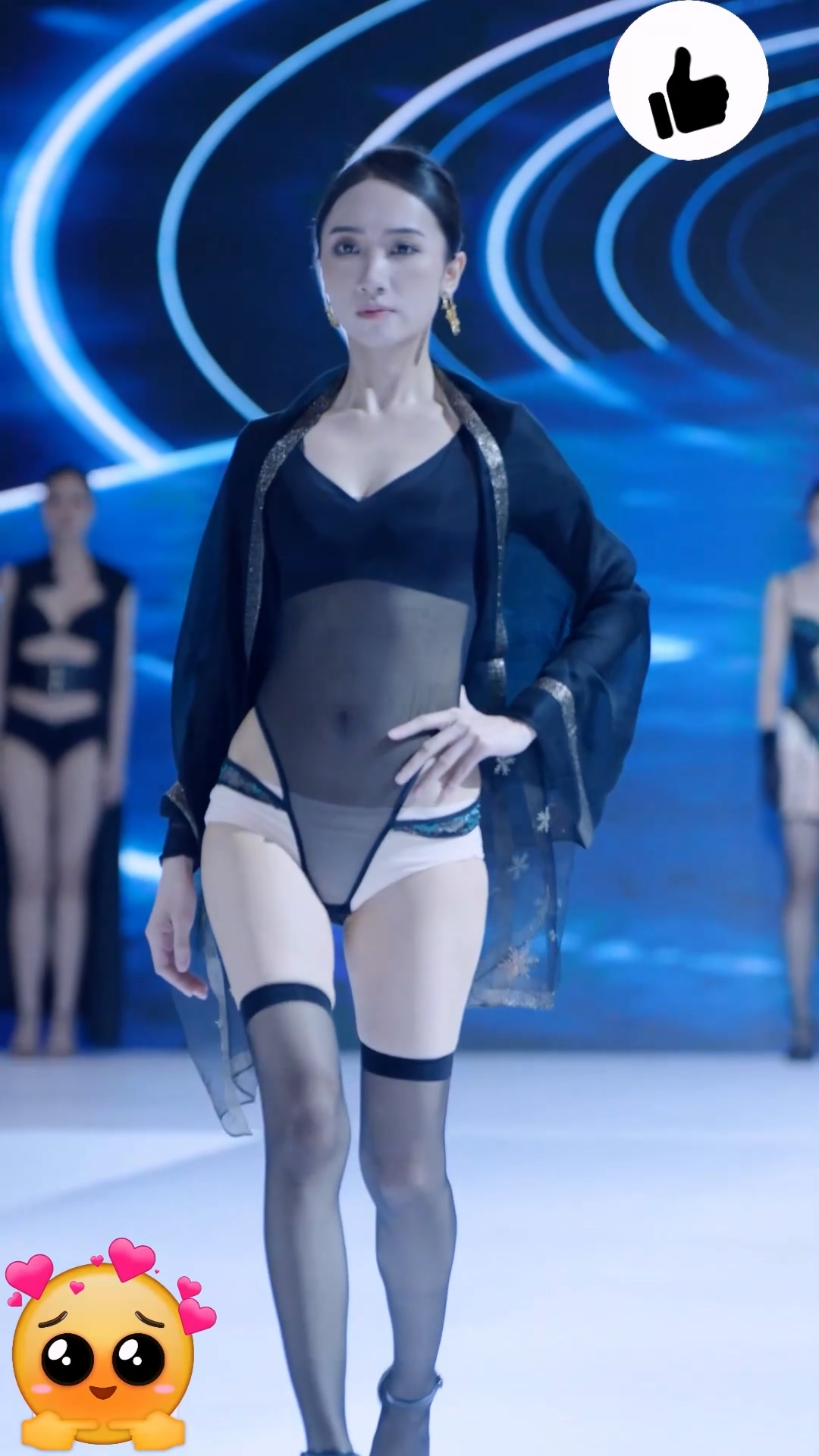 NOVENDREAM-无水印高质量时装短视频👗-NOVENDREAM