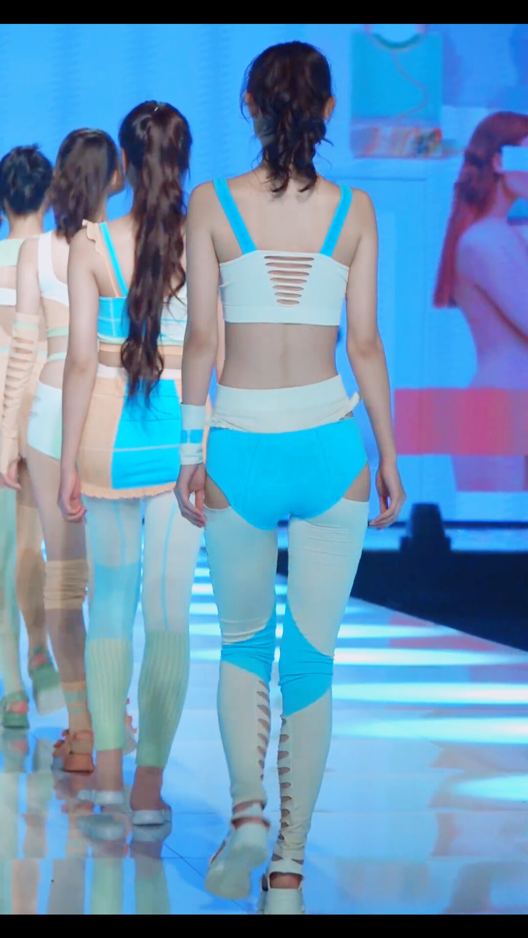 NOVENDREAM-无水印高质量运动时装走秀中视频👗-NOVENDREAM