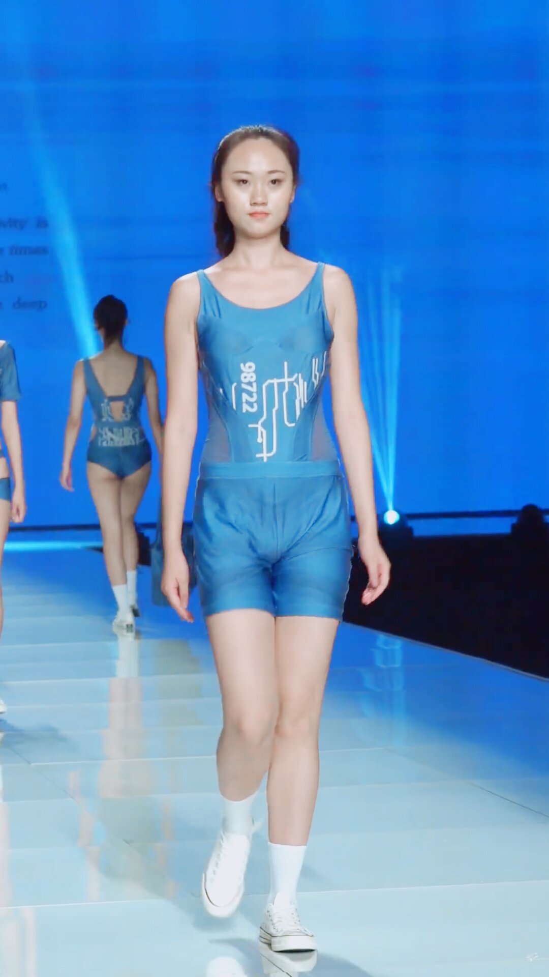 NOVENDREAM-无水印高质量泳装时装走秀中视频👗-NOVENDREAM